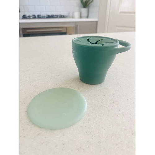 Mini & Me Snack Cup Collapsible with Lid Kale